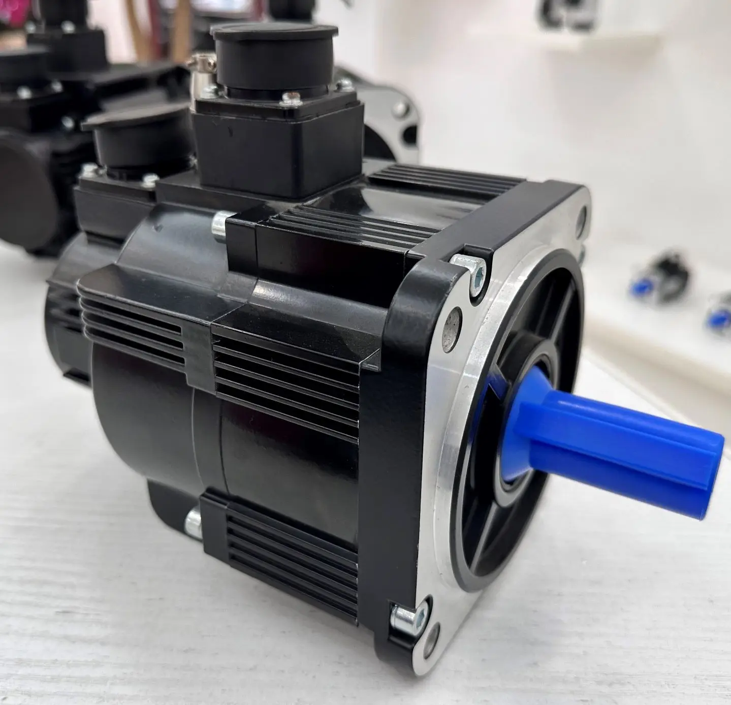 Wholesale High Quality AC Servo Motor 1.5kw 1500rpm Electric Engine Servo Motor for CNC Machine
Wholesale High Quality AC Servo Motor 1.5kw 1500rpm Electric Engine Servo Motor for CNC Machine