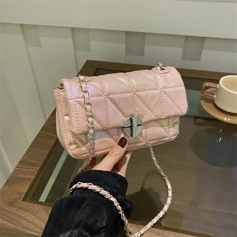 Colorful small bags are popular for women's versatile chain messenger bags, shoulder bag
Colorful small bags are popular for women's versatile chain messenger bags, shoulder bag