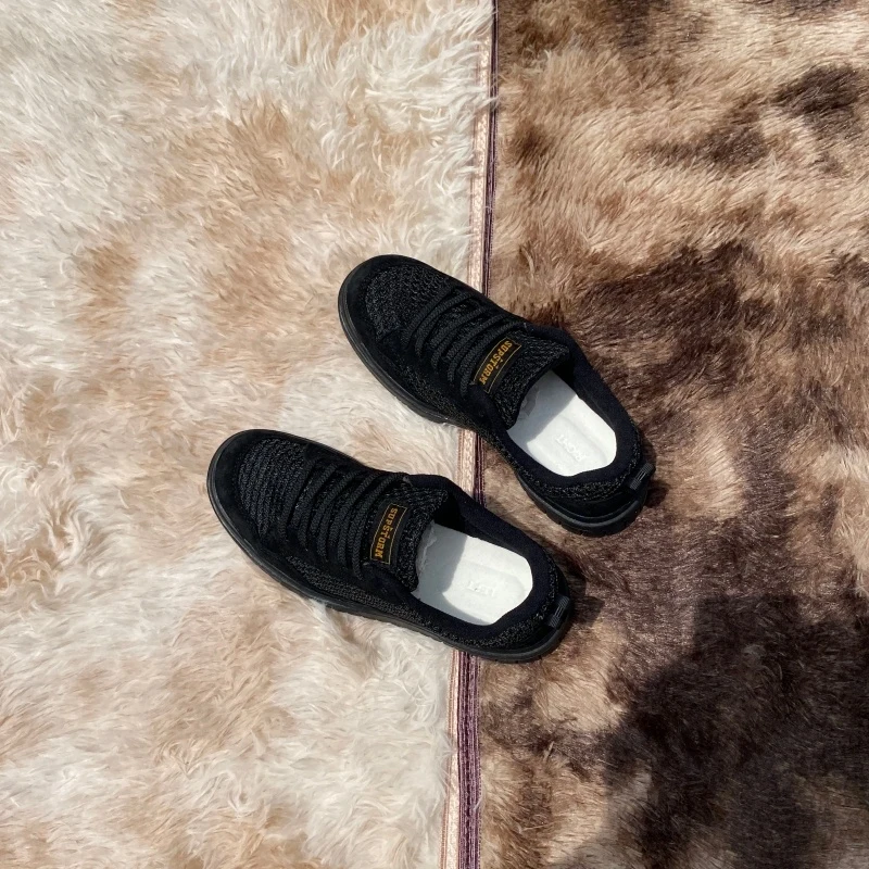 All black woven and spliced thick soled board shoes with dark texture, casual skateboard shoes in large size, American retro coo
All black woven and spliced thick soled board shoes with dark texture, casual skateboard shoes in large size, American retro coo