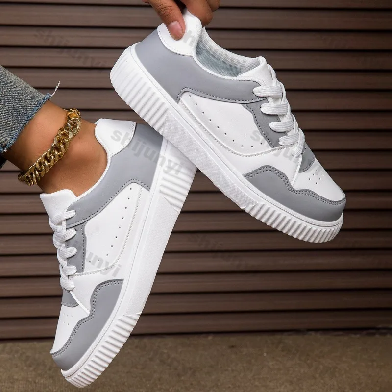 Кроссовки для пар, новинка 2025 года, дышащие легкие мужские спортивные кроссовки, модные удобные женские повседневные кроссовки на плоской подошве с перекрестной завязкой
Кроссовки для пар, новинка 2025 года, дышащие легкие мужские спортивные кроссовки, модные удобные женские повседневные кроссовки на плоской подошве с перекрестной завязкой