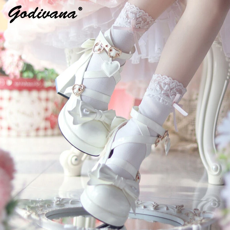 2024 New Spring and Summer Girl Women's Round Toe Lolita High Heels Japanese Sweet Mary Jane Shoes Bowknot Fashion Pump Shoes
2024 New Spring and Summer Girl Women's Round Toe Lolita High Heels Japanese Sweet Mary Jane Shoes Bowknot Fashion Pump Shoes