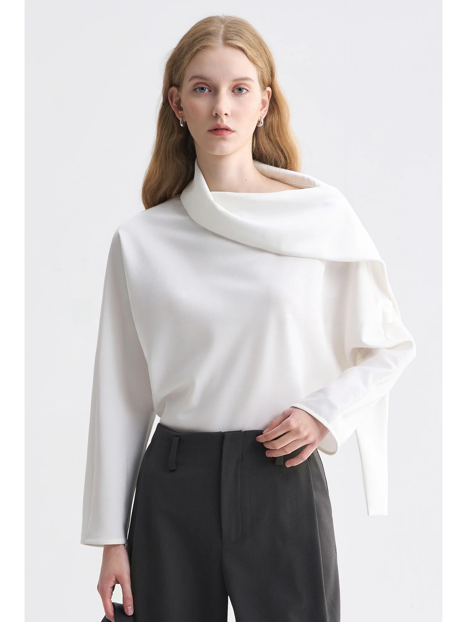 Женская свободная блузка USEEN из ацетатного шелка с длинным рукавом, дышащая, из полиэфирного волокна, с асимметричным подолом, для повседневной носки
Женская свободная блузка USEEN из ацетатного шелка с длинным рукавом, дышащая, из полиэфирного волокна, с асимметричным подолом, для повседневной носки