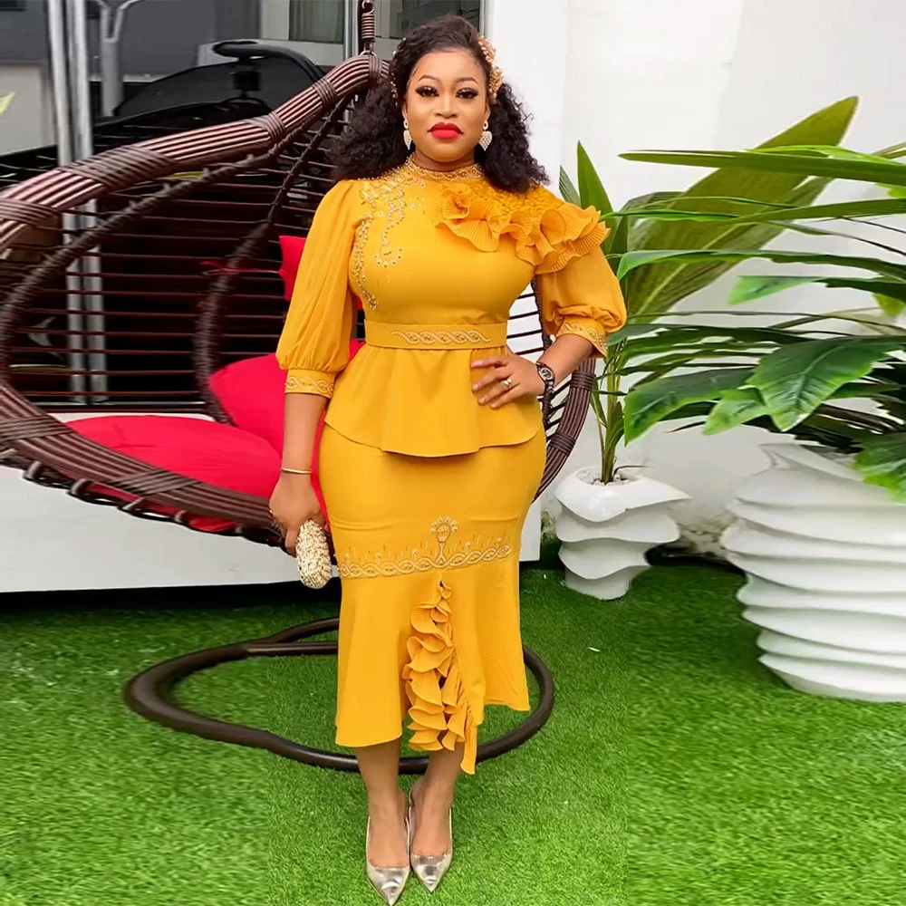 African Clothes for Women 2 Pcs Sets Tops and Skirts Suits Dashiki Ankara Turkey Outfits Gown Plus Size Wedding Party Dresses
African Clothes for Women 2 Pcs Sets Tops and Skirts Suits Dashiki Ankara Turkey Outfits Gown Plus Size Wedding Party Dresses