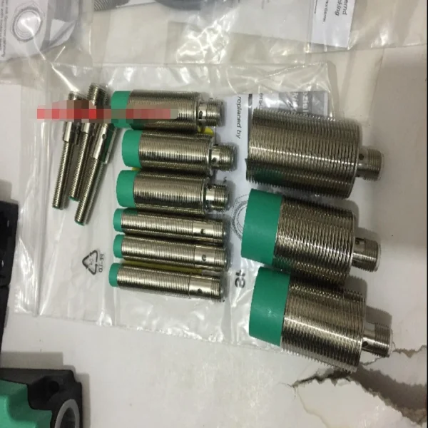 Z 1 шт. новый датчик Nbn5-12gm50-e-v1, новый оригинальный точечный Plc
Z 1 шт. новый датчик Nbn5-12gm50-e-v1, новый оригинальный точечный Plc