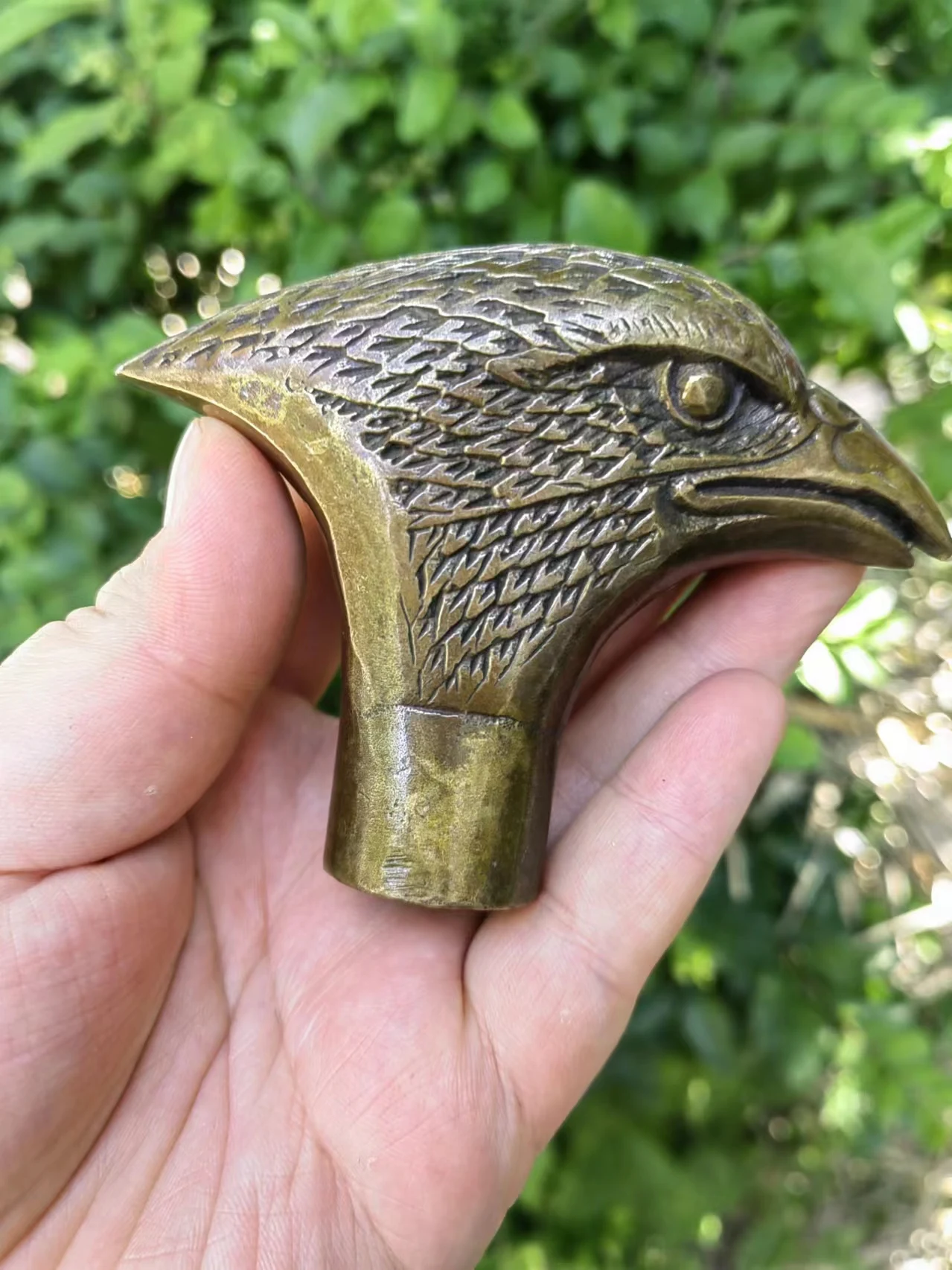 Solid Copper eagle head Cane Ornament Antique Brass Face Handle,Vintage Style Walking Stick Victorian Cane Umbrella Topper Cast
Solid Copper eagle head Cane Ornament Antique Brass Face Handle,Vintage Style Walking Stick Victorian Cane Umbrella Topper Cast