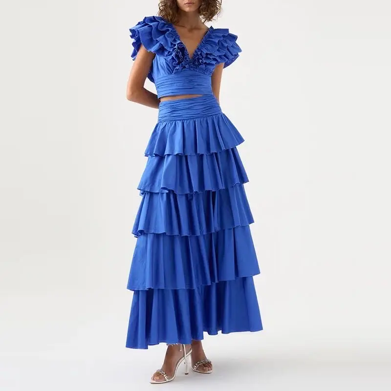 Summer new feminine gentle temperament V-neck cotton pleated top+cake overskirt 2-piece set
Summer new feminine gentle temperament V-neck cotton pleated top+cake overskirt 2-piece set