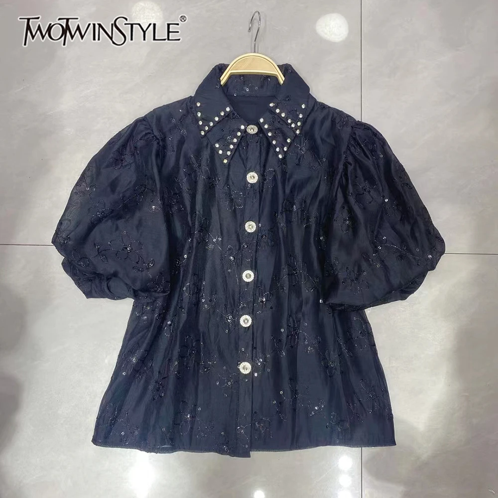 TWOTWINSTYLE Solid Printing Elegant Blouses For Women Lapel Puff Sleeve Spliced Button Cute Shirts Female Fashion New KBL537106
TWOTWINSTYLE Solid Printing Elegant Blouses For Women Lapel Puff Sleeve Spliced Button Cute Shirts Female Fashion New KBL537106