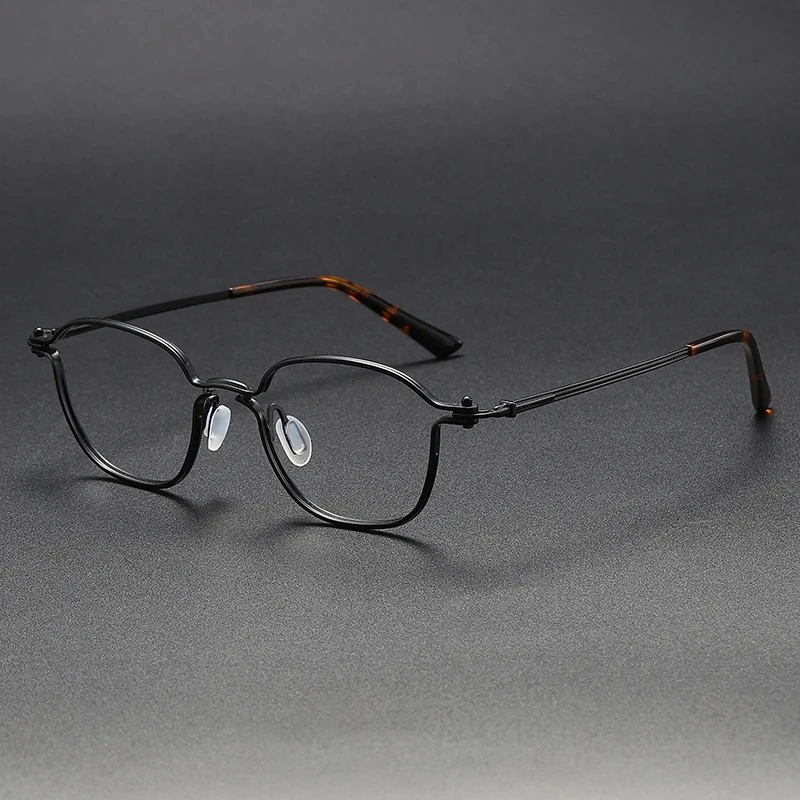 SC207 Pure Titanium Fashion Design Optical Glasses Tortoiseshell Eyeglasses Frame Classic Style Spectacle Frames for Men Women
SC207 Pure Titanium Fashion Design Optical Glasses Tortoiseshell Eyeglasses Frame Classic Style Spectacle Frames for Men Women