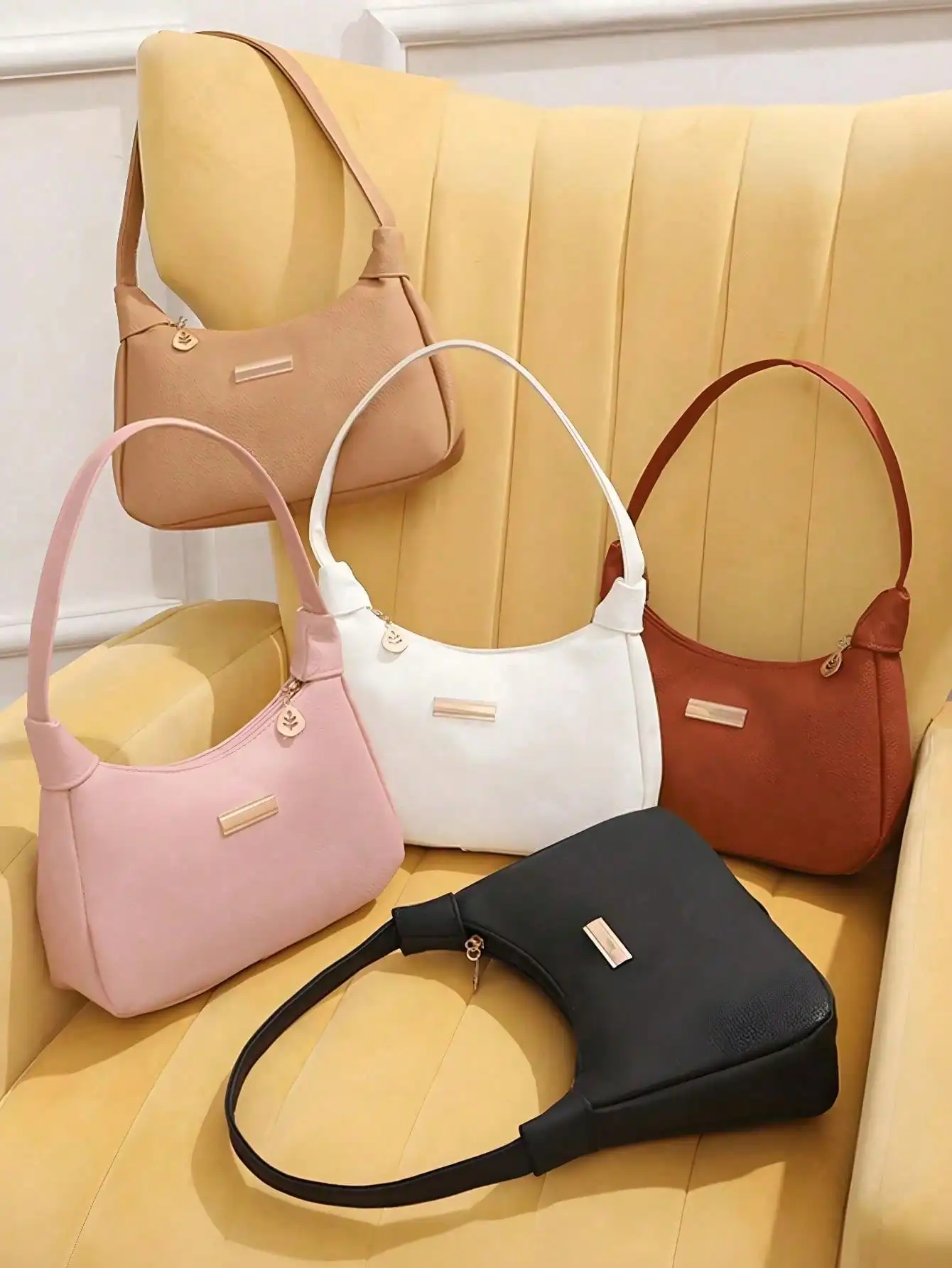 Seka Paul Litchi Texture PU Women's Shoulder Bag, Fashion Ladies' Handbag, Solid Color Synthetic Leather Zipper + Wrist Strap Tote Bag, Polyester Lining, Multi-Function Underarm Dumpling Bag, Litchi Texture Sequin Decor Underarm Bag, Niche Design Handbag,
Seka Paul Litchi Texture PU Women's Shoulder Bag, Fashion Ladies' Handbag, Solid Color Synthetic Leather Zipper + Wrist Strap Tote Bag, Polyester Lining, Multi-Function Underarm Dumpling Bag, Litchi Texture Sequin Decor Underarm Bag, Niche Design Handbag,