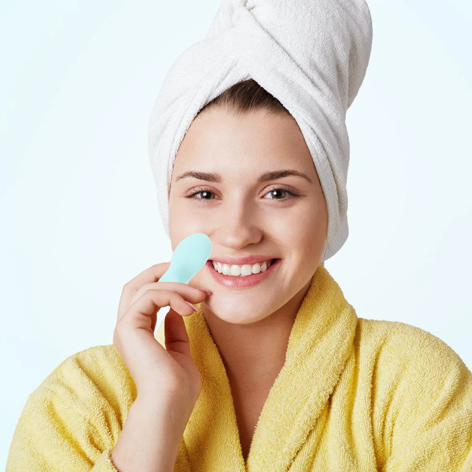 2Pcs Silicone Powder Puff Makeup Tool Reusable Washable Puff for Foundation Concealer Blush Application
2Pcs Silicone Powder Puff Makeup Tool Reusable Washable Puff for Foundation Concealer Blush Application