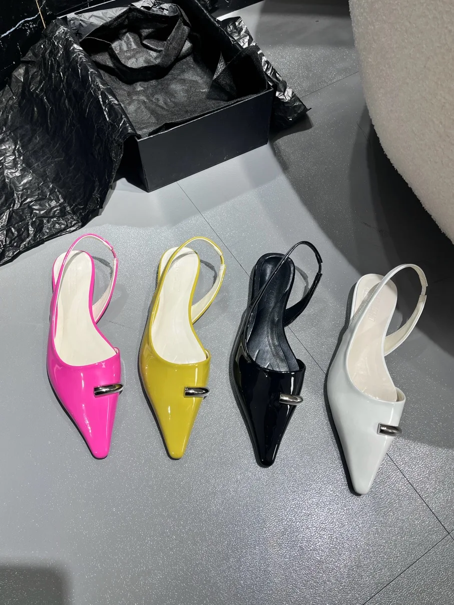 2024 Summer New Sandals Women Colourful Pointed Toe Flats Low Heels Sexy Luxury Mullers Brand Dress Party Shoes Spring Mujer
2024 Summer New Sandals Women Colourful Pointed Toe Flats Low Heels Sexy Luxury Mullers Brand Dress Party Shoes Spring Mujer