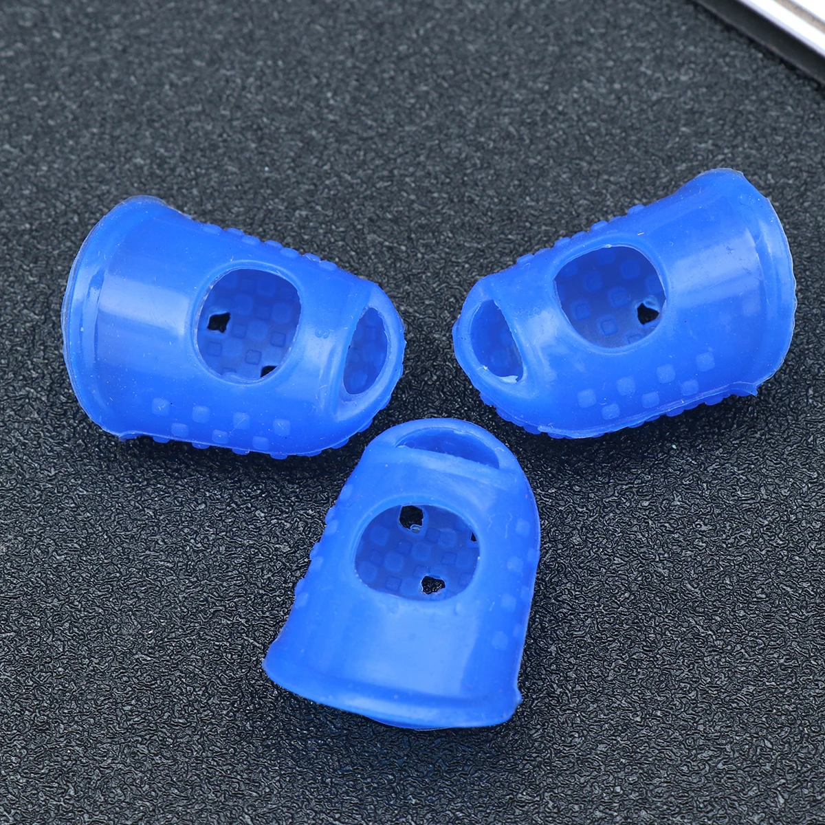 3 Pcs Anti-scalding and Anti-slip Finger Cover Grips Fingertip Protector Guitar Fingure Cots
3 Pcs Anti-scalding and Anti-slip Finger Cover Grips Fingertip Protector Guitar Fingure Cots