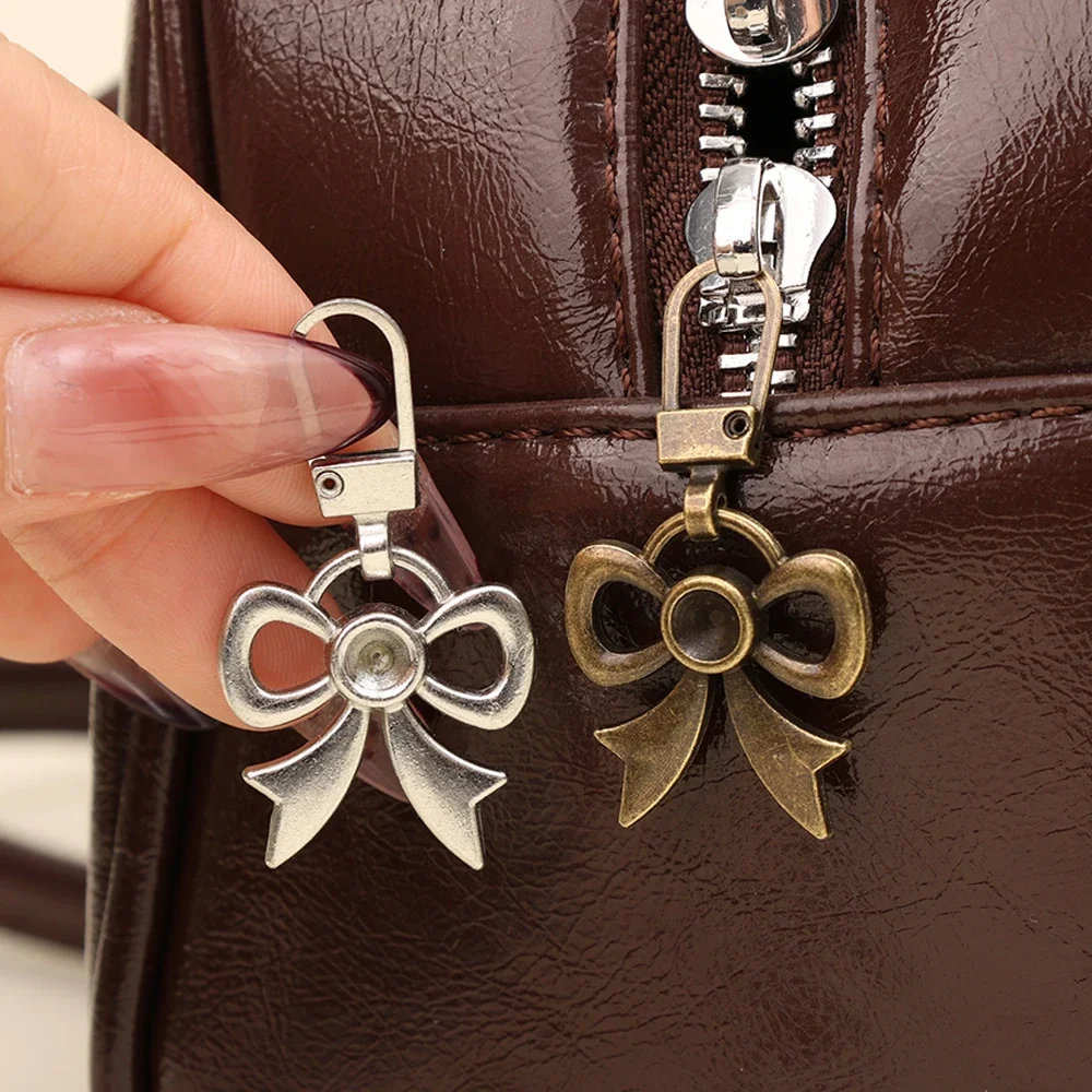 Universal Zipper Detachable Bow Zipper Head Replacement Kits ackets Bags Coat Fix Zipper Slider Pull Sewing Tools
Universal Zipper Detachable Bow Zipper Head Replacement Kits ackets Bags Coat Fix Zipper Slider Pull Sewing Tools