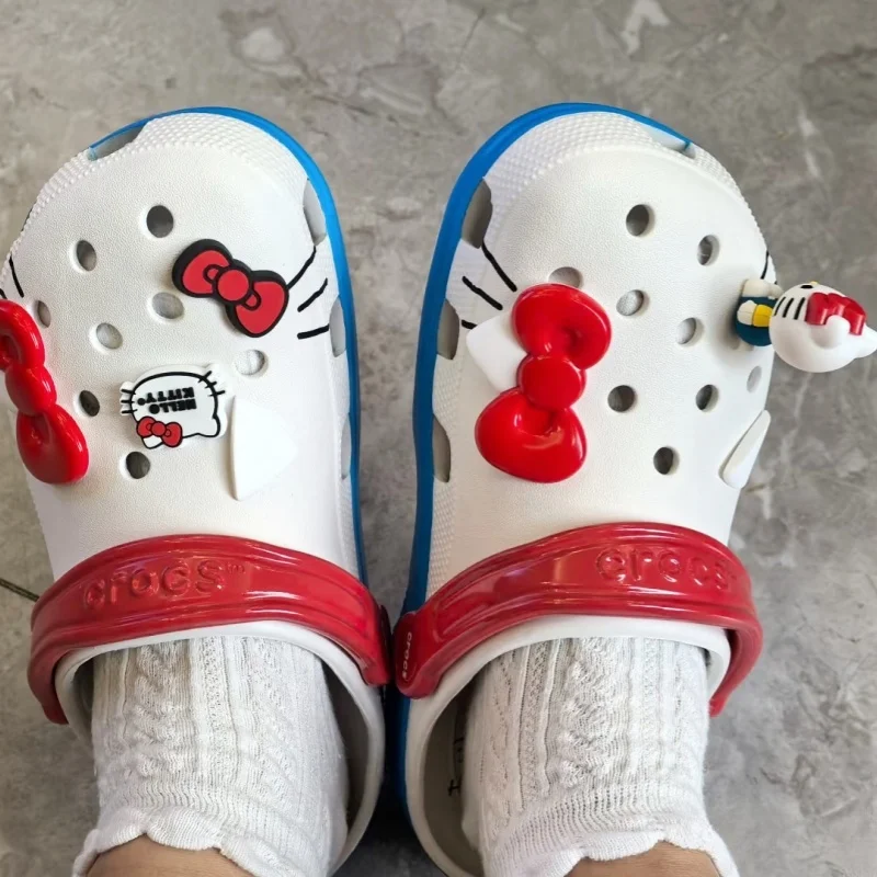 Sanrio Hello Kitty Hole Sandals Slippers Kt Cat Sandals Kawaii Eva Anime Home Beach Shoes Summer Slippers Gift
Sanrio Hello Kitty Hole Sandals Slippers Kt Cat Sandals Kawaii Eva Anime Home Beach Shoes Summer Slippers Gift