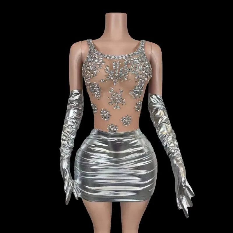 Women's Sexy Rhinestone Short Dress with Gloves Transparent Crystal Club Nightclub Party Stage Performance Costume Tight Fit
Women's Sexy Rhinestone Short Dress with Gloves Transparent Crystal Club Nightclub Party Stage Performance Costume Tight Fit