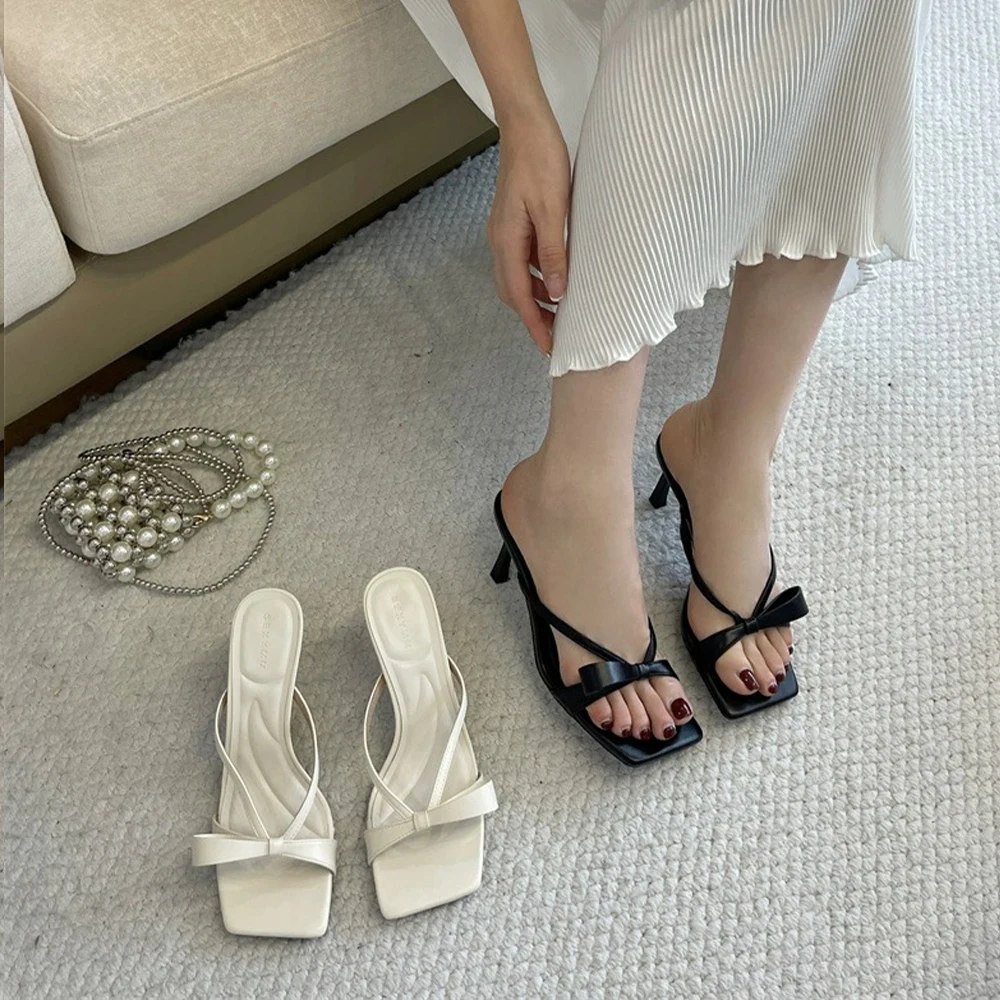 Two Strap Cross Bow Tie Kitten Heel Sandals for Women Square Open Toe Heeled Sandals Slingback Backless Slippers Stiletto Heels
Two Strap Cross Bow Tie Kitten Heel Sandals for Women Square Open Toe Heeled Sandals Slingback Backless Slippers Stiletto Heels