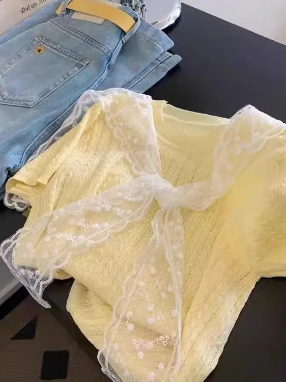 Korean Style Sweet Lace Knitted Short Sleeve Women's Summer New Design Versatile Top T-Shirt Soft Floral Pattern Breathable
Korean Style Sweet Lace Knitted Short Sleeve Women's Summer New Design Versatile Top T-Shirt Soft Floral Pattern Breathable