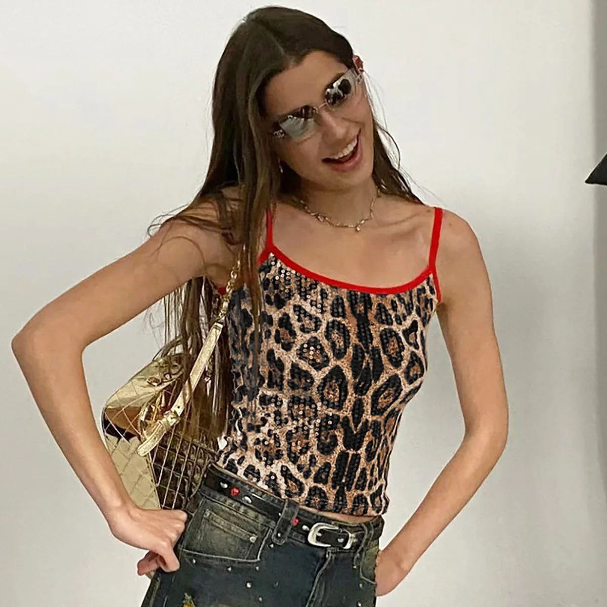 Sexy Leopard Tank Top Women Top Glitter Strap Women's 2025 Summer Top Fashion Print Aesthetic Clothes
Sexy Leopard Tank Top Women Top Glitter Strap Women's 2025 Summer Top Fashion Print Aesthetic Clothes