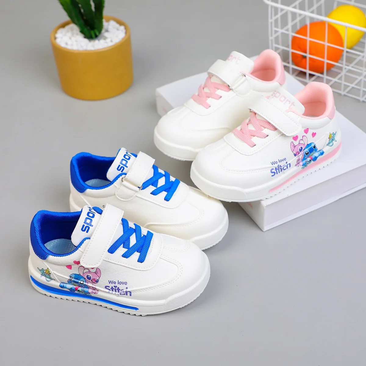 New Disney kids cartoon Stitch cute Casual shoes soft sports shoes for gift EU size 26-37
New Disney kids cartoon Stitch cute Casual shoes soft sports shoes for gift EU size 26-37
