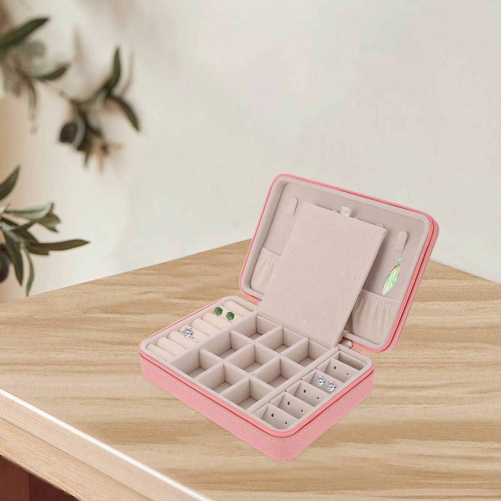 Jewelry Storage Case Portable Large Capacity Premium Material Jewelry Organizer Travel Box Ring Necklace Display Organizer
Jewelry Storage Case Portable Large Capacity Premium Material Jewelry Organizer Travel Box Ring Necklace Display Organizer