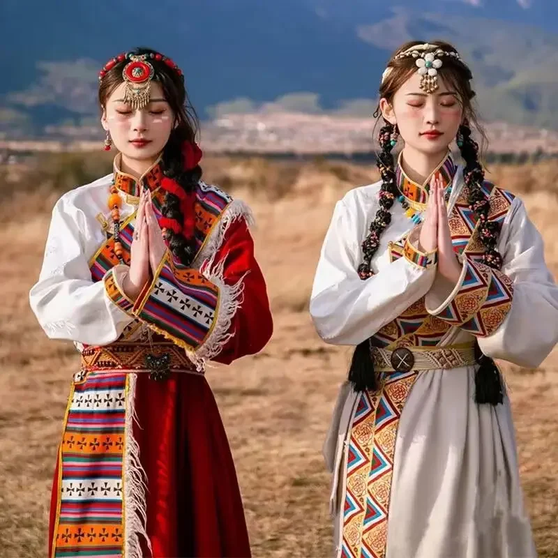 Праздничное платье, тибетская одежда, женский тибетский халат Xizang, туризм, этнический стиль меньшинств, тибетская танцевальная одежда для выступлений
Праздничное платье, тибетская одежда, женский тибетский халат Xizang, туризм, этнический стиль меньшинств, тибетская танцевальная одежда для выступлений