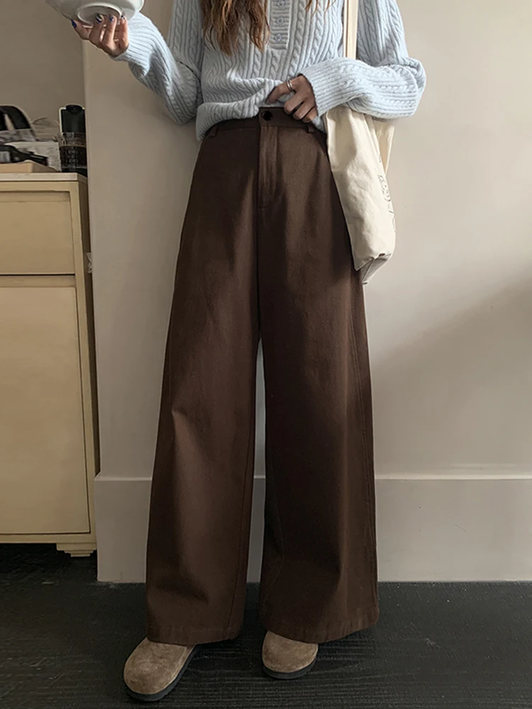 Модные женские брюки с высокой талией и широкими штанинами, осенне-зимние, свободные, прямые, визуально стройнящие, в стиле ретро, простые прямые брюки
Модные женские брюки с высокой талией и широкими штанинами, осенне-зимние, свободные, прямые, визуально стройнящие, в стиле ретро, простые прямые брюки