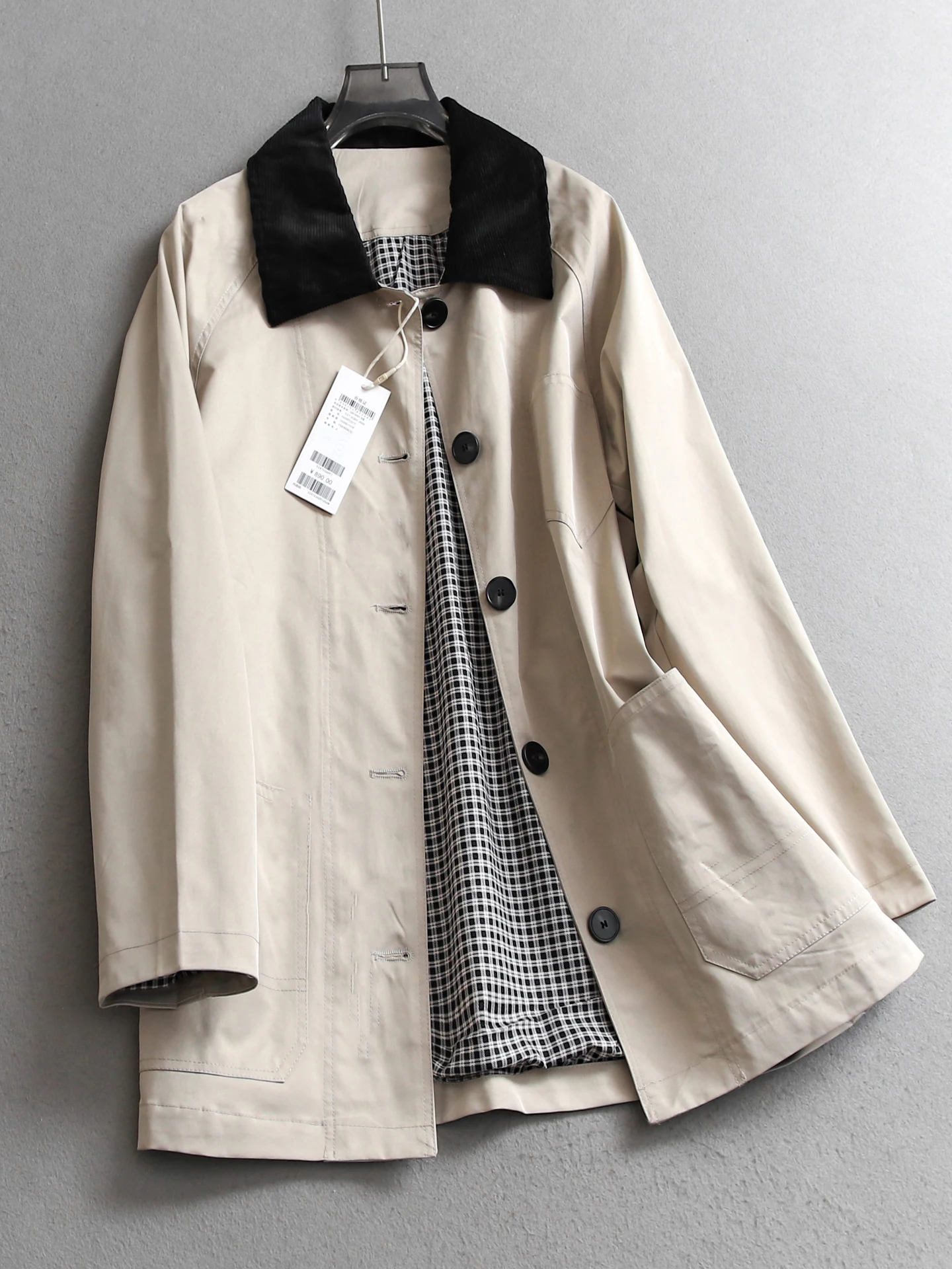 Loose Fit Single-Button Color Block Collar Women's Coat Casual Mid-Length Outerwear Autumn New Style V891 Fashionable Windbre...
Loose Fit Single-Button Color Block Collar Women's Coat Casual Mid-Length Outerwear Autumn New Style V891 Fashionable Windbre...