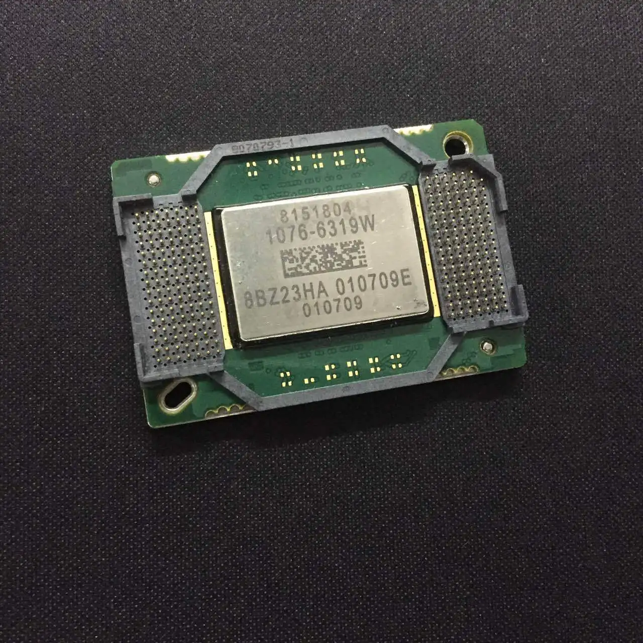 НОВЫЙ ОРИГИНАЛЬНЫЙ сменный чип проектора DMD DLP 1076-6318W 1076-6319W 1076-6328W -
НОВЫЙ ОРИГИНАЛЬНЫЙ сменный чип проектора DMD DLP 1076-6318W 1076-6319W 1076-6328W -