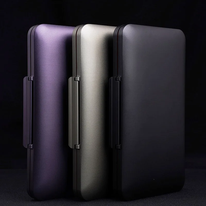 Aviation Aluminum Alloy CNC Engraved Lightweight Portable Humidor, Moisturizing Box
Aviation Aluminum Alloy CNC Engraved Lightweight Portable Humidor, Moisturizing Box