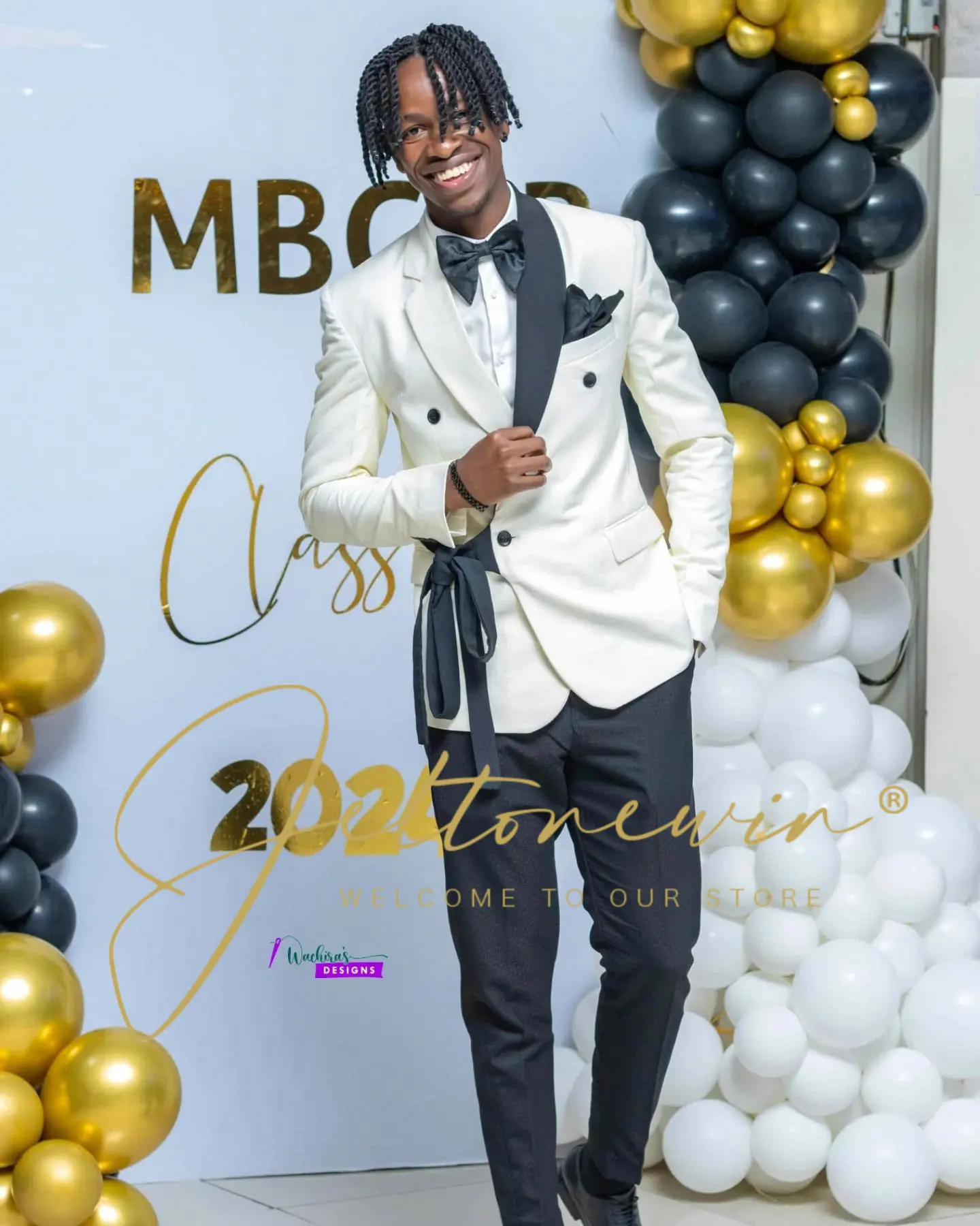 Костюм для мужчин, свадебный смокинг жениха, новый дизайн, белый, черный, двубортный, мужской комплект из 2 предметов, пиджак Terno Masculino Completo
Костюм для мужчин, свадебный смокинг жениха, новый дизайн, белый, черный, двубортный, мужской комплект из 2 предметов, пиджак Terno Masculino Completo