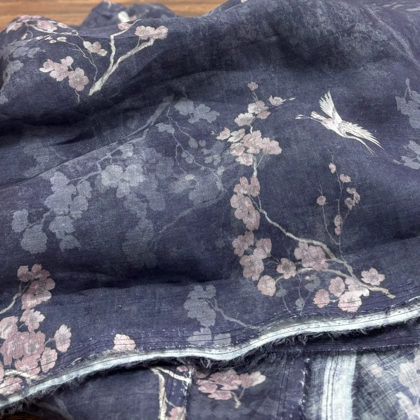1yard Unique retro print fabric ramie tissu Women's cheongsam dress shirt fabrics for sewing
1yard Unique retro print fabric ramie tissu Women's cheongsam dress shirt fabrics for sewing