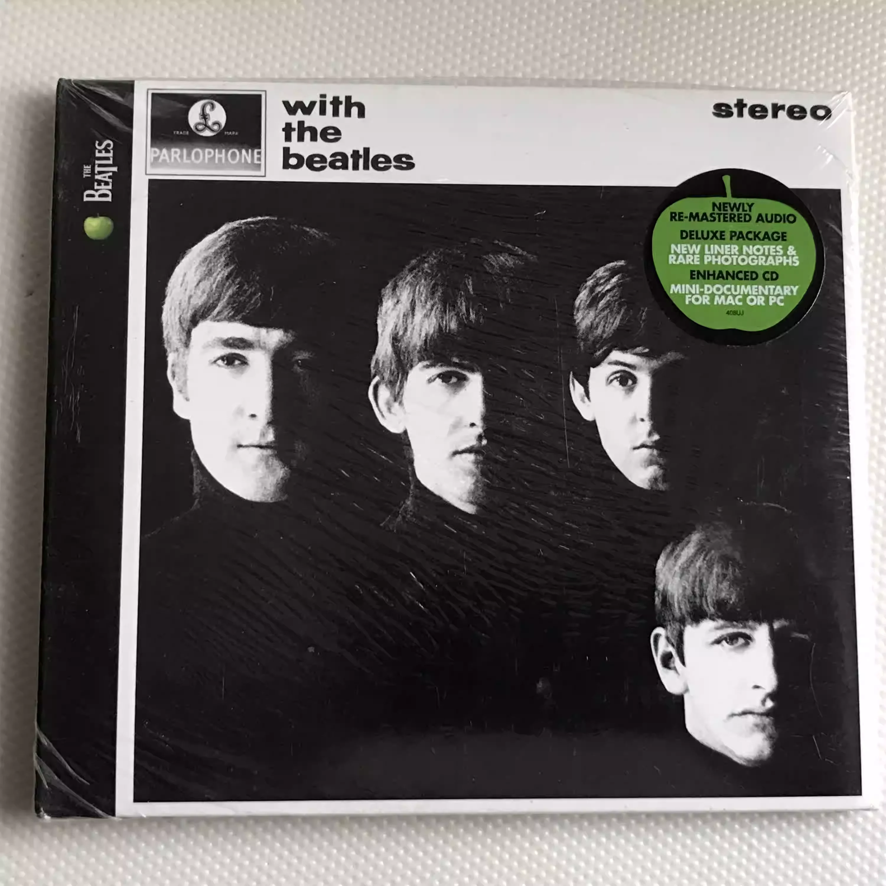 Classic British Invasion Album The Beatles With The Beatles CD OM Edition 1963 Iconic Studio Album Cosplay Soundtracks Box Gift
Classic British Invasion Album The Beatles With The Beatles CD OM Edition 1963 Iconic Studio Album Cosplay Soundtracks Box Gift