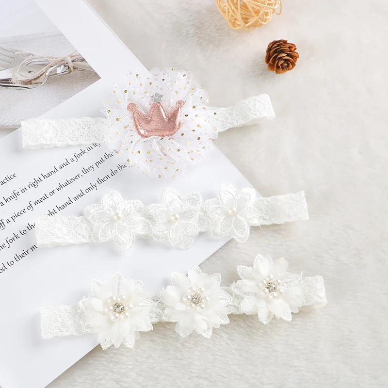 1PCbaby headband Flower Bows Crown Headbands hair band Bowknot Lovely Headwear children girls photographed photo accessory 3pcs/lot
1PCbaby headband Flower Bows Crown Headbands hair band Bowknot Lovely Headwear children girls photographed photo accessory 3pcs/lot