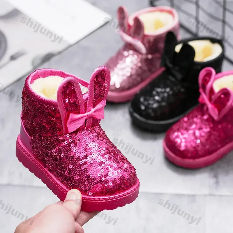 Children's Snow Boots Fashion Sequined New Plush Warm Children Winter Casual Kids Cotton Shoes Soft Bottom Anti Slip Girls Boots
Children's Snow Boots Fashion Sequined New Plush Warm Children Winter Casual Kids Cotton Shoes Soft Bottom Anti Slip Girls Boots