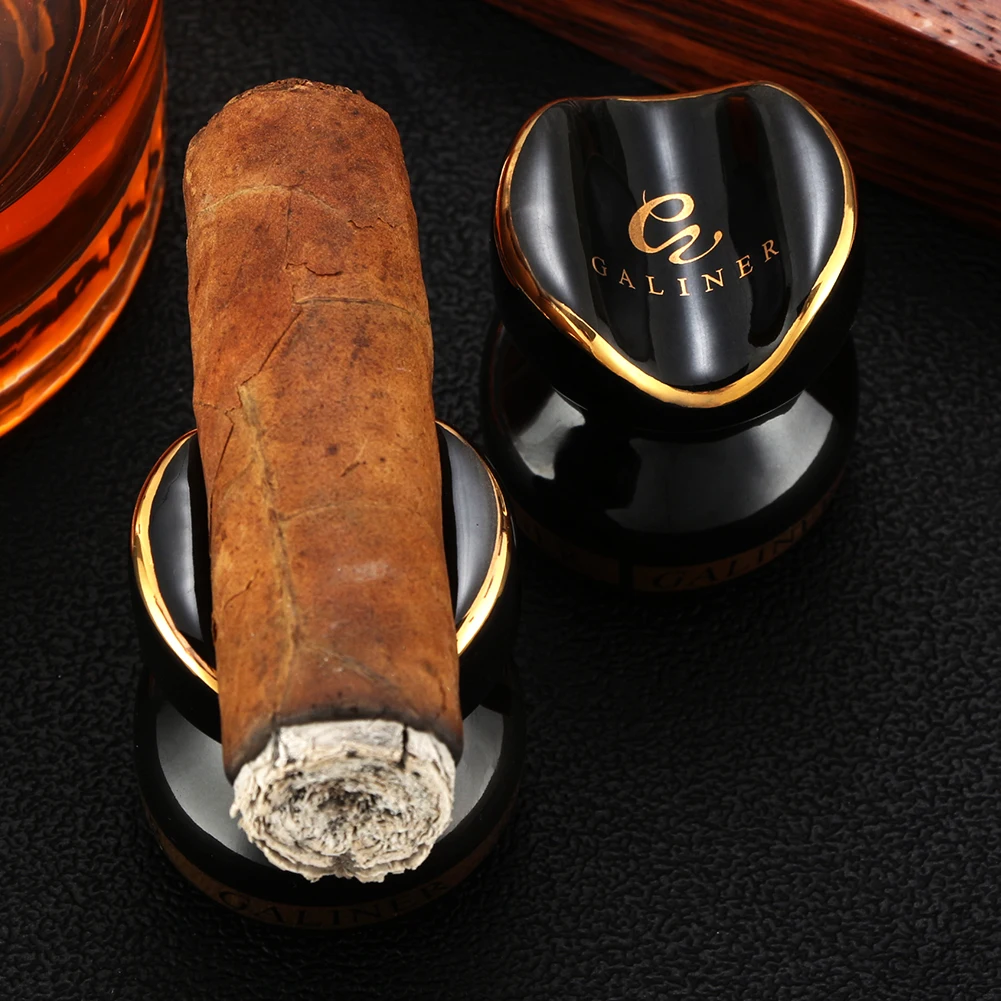COHIBA 2 шт. керамическая пепельница для сигар портативный держатель для сигар мини аксессуары для сигар подставка для сигар
COHIBA 2 шт. керамическая пепельница для сигар портативный держатель для сигар мини аксессуары для сигар подставка для сигар
