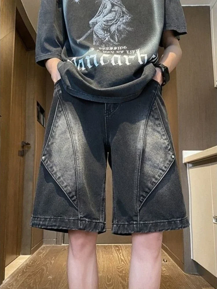 Baggy Bermuda Half Long Men's Short Jeans Pants Loose with Pockets Wide Vintage Summer Korean Fashion Original Male Denim Shorts
Baggy Bermuda Half Long Men's Short Jeans Pants Loose with Pockets Wide Vintage Summer Korean Fashion Original Male Denim Shorts