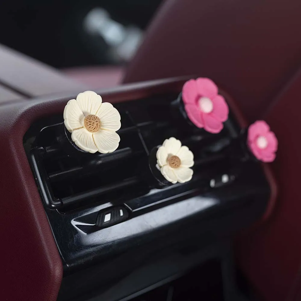 2 PCS Five-petal flower car air outlet perfume clip, small fresh flower shape fragrance diffuser, car air conditioning aroma
2 PCS Five-petal flower car air outlet perfume clip, small fresh flower shape fragrance diffuser, car air conditioning aroma