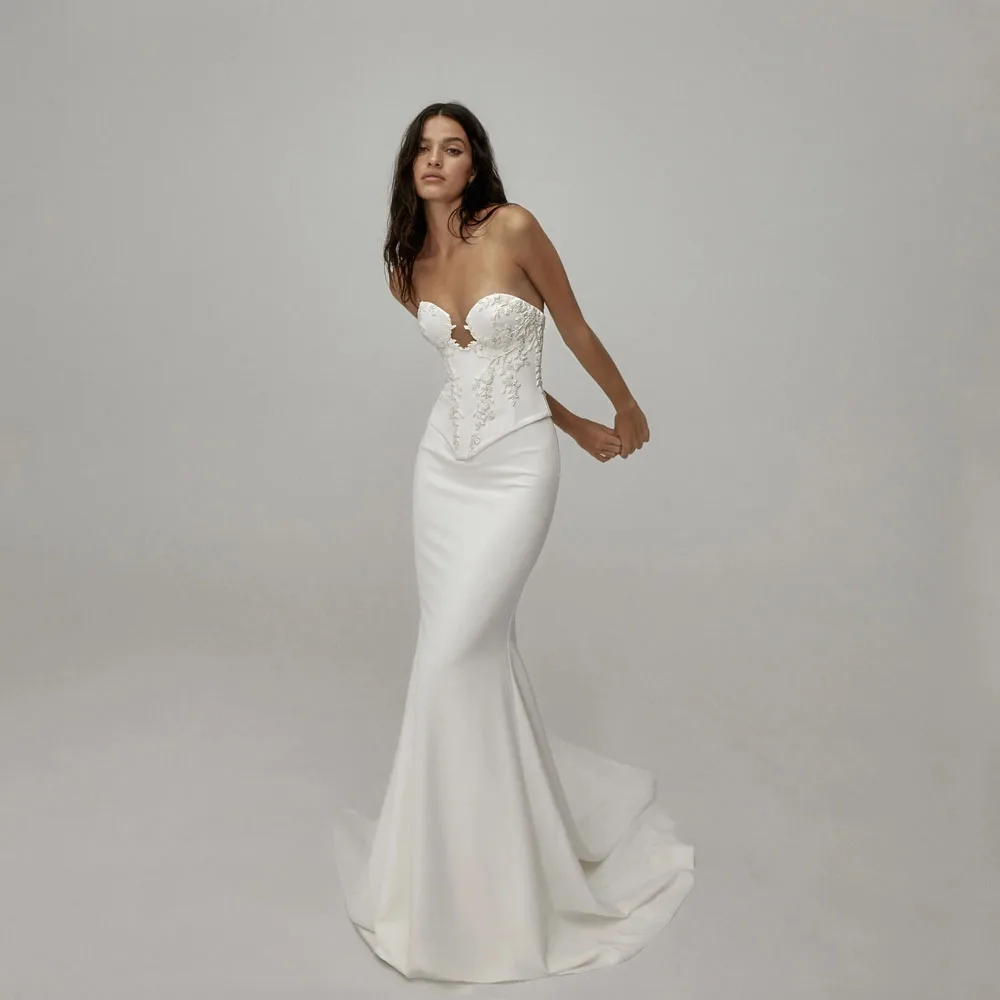 Satin Lace Wedding Dress Strapless Mermaid Backless Applique Bride Party Gowns Corest Back vestido noiva casamento Customized
Satin Lace Wedding Dress Strapless Mermaid Backless Applique Bride Party Gowns Corest Back vestido noiva casamento Customized