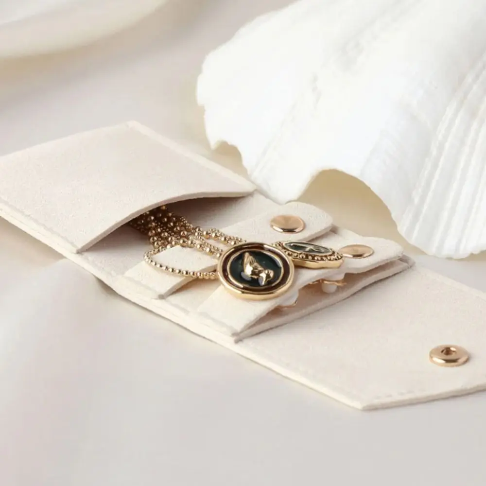 Solid Color Velvet Jewelry Display Bag Jewelry Display Portable Necklace Ring Bag Container Jewelry Case Earring Organizer
Solid Color Velvet Jewelry Display Bag Jewelry Display Portable Necklace Ring Bag Container Jewelry Case Earring Organizer