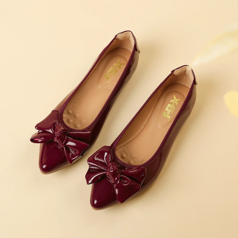 Spring and Autumn New Fashionable Shallow Bow Pointed Ballet Flat Shoes Square Head Lacquer Leather Casual Women's Shoes
Spring and Autumn New Fashionable Shallow Bow Pointed Ballet Flat Shoes Square Head Lacquer Leather Casual Women's Shoes