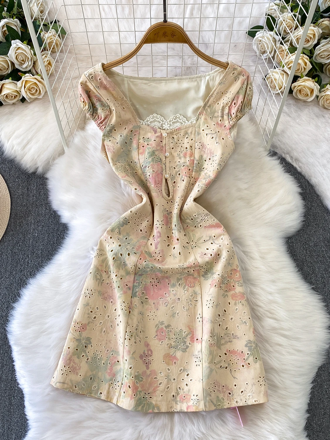 Сексуальное кружевное платье Bubble Sve Dr, женское осенне-зимнее платье трапециевидной формы с вышивкой и квадратным воротником, юбка Dr
Сексуальное кружевное платье Bubble Sve Dr, женское осенне-зимнее платье трапециевидной формы с вышивкой и квадратным воротником, юбка Dr