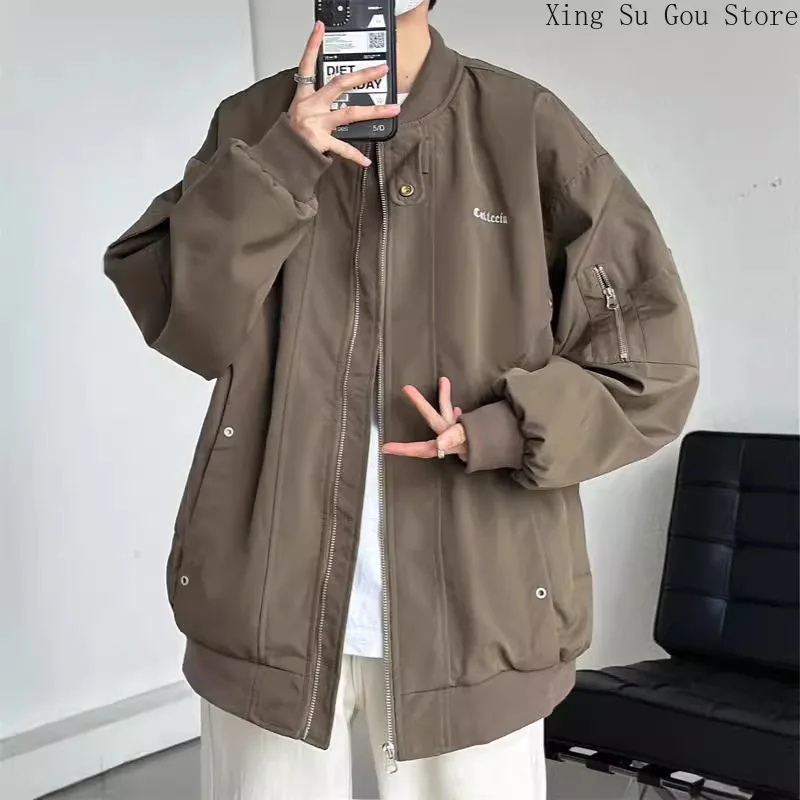 Men's Spring and Fall Simple Bomber Jacket Retro Street Coat Loose Sports Men and Women with The Same Baseball Uniform
Men's Spring and Fall Simple Bomber Jacket Retro Street Coat Loose Sports Men and Women with The Same Baseball Uniform