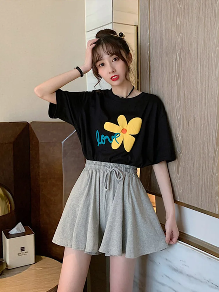 Shorts Women Summer High Waist Black Leisure Loose Sweat Fashion Female Drawstring Korean Style Streetwear
Shorts Women Summer High Waist Black Leisure Loose Sweat Fashion Female Drawstring Korean Style Streetwear