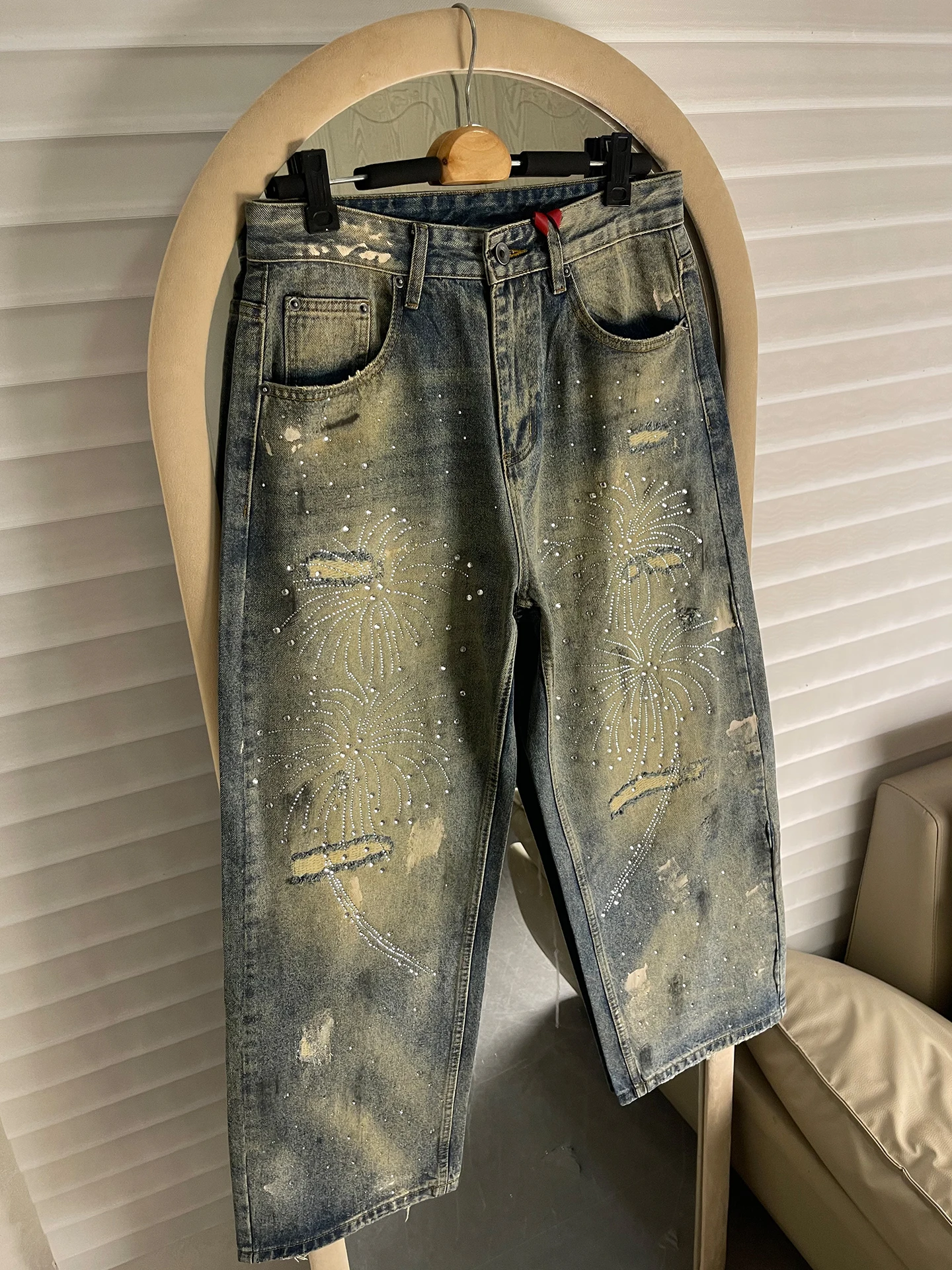 Parisian Sle American Trendy Brand Firework Rhinestone Denim Jeans ex Vintage Ripped Loose Straight Leg Wide Leg Pants
Parisian Sle American Trendy Brand Firework Rhinestone Denim Jeans ex Vintage Ripped Loose Straight Leg Wide Leg Pants