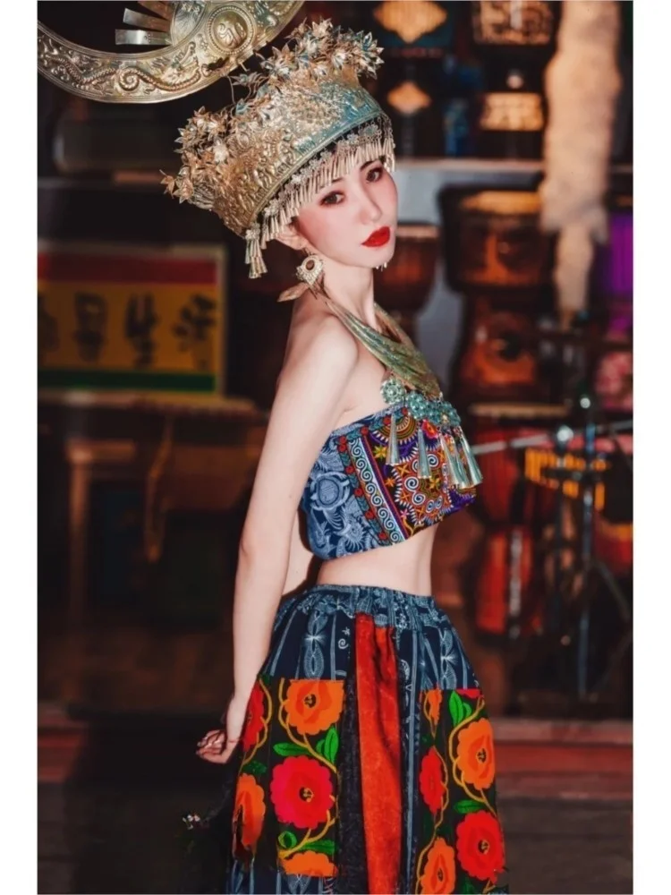 Новая одежда для женских головных уборов без бретелек и экзотических нарядов для фотосессий
Новая одежда для женских головных уборов без бретелек и экзотических нарядов для фотосессий