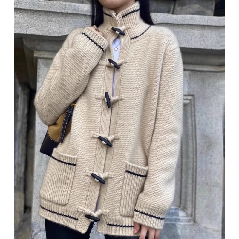 100% Merino Wool Cardigan Women's High Collar Cashmere Coat Casual Knitted Thickened Jacket Fashion Korean Autumn/Winter Top
100% Merino Wool Cardigan Women's High Collar Cashmere Coat Casual Knitted Thickened Jacket Fashion Korean Autumn/Winter Top