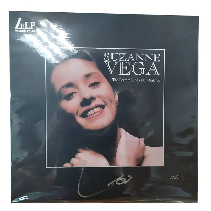 Vinyl Record 33 RPM 12 LP Turntable for Suzanne Vega Gramophone
Vinyl Record 33 RPM 12 LP Turntable for Suzanne Vega Gramophone