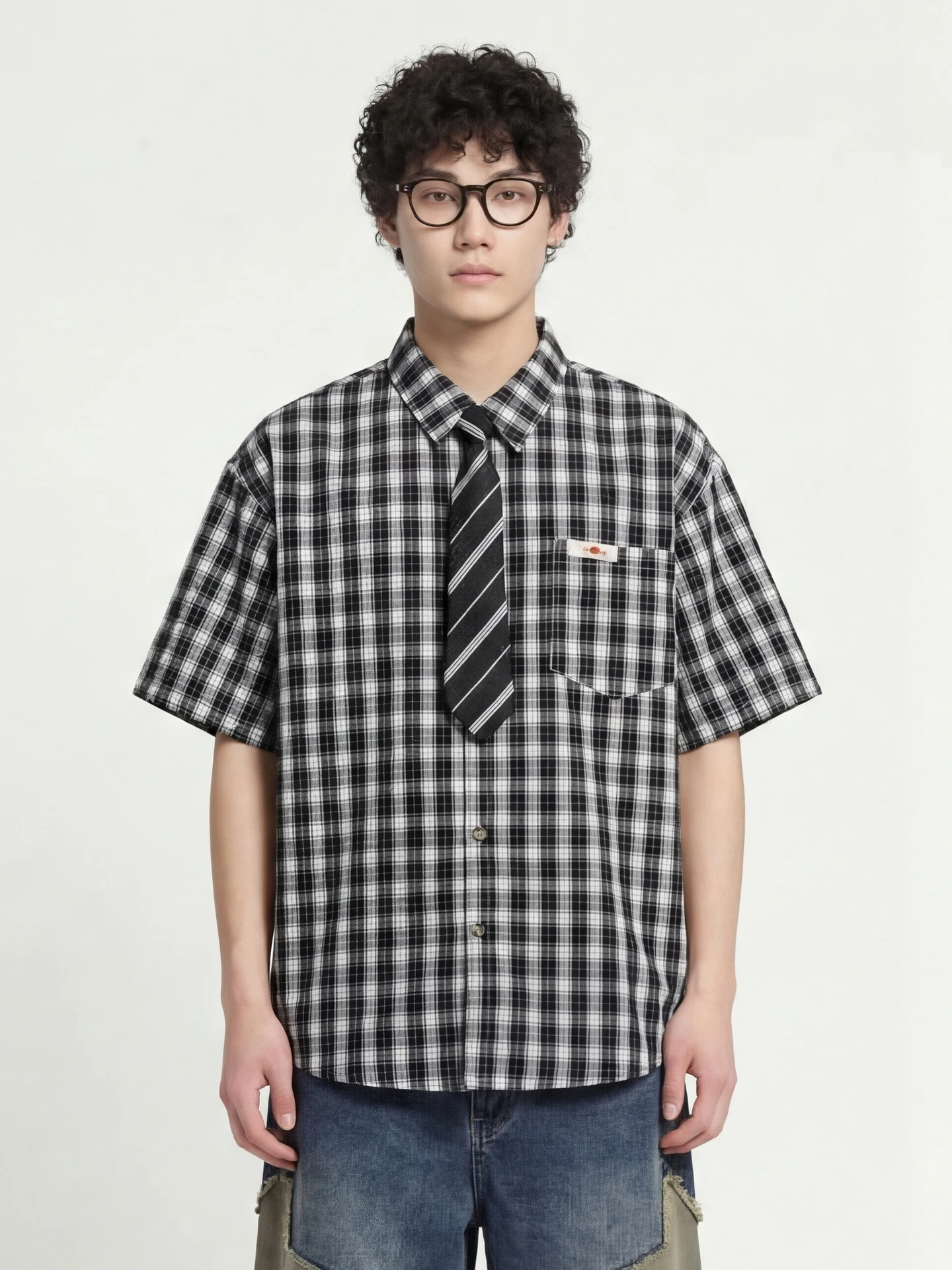 Loose Short Sleeve Plaid Shirt Street Style Casual Breathable Cotton Youth Fashion Summer Shirt from Brand
Loose Short Sleeve Plaid Shirt Street Style Casual Breathable Cotton Youth Fashion Summer Shirt from Brand