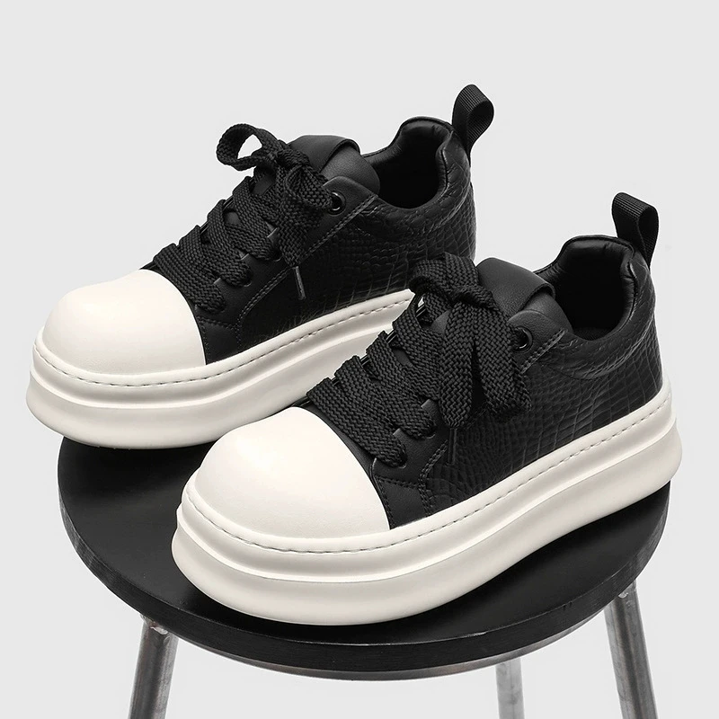 New Luxury Designer Men's White Black Comfort Lace Up Thick-soled Casual Shoes Male Sport Walking Sneaker Zapatillas Hombre
New Luxury Designer Men's White Black Comfort Lace Up Thick-soled Casual Shoes Male Sport Walking Sneaker Zapatillas Hombre
