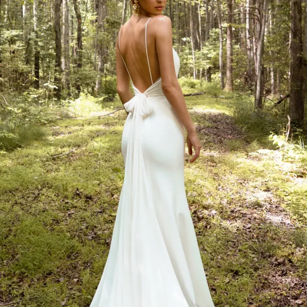 Customized Elegant Mermaid Wedding Dresses Spaghetti Straps Backless Bridal Dress Sweep Train Bow Gowns Vestido De Novia
Customized Elegant Mermaid Wedding Dresses Spaghetti Straps Backless Bridal Dress Sweep Train Bow Gowns Vestido De Novia
